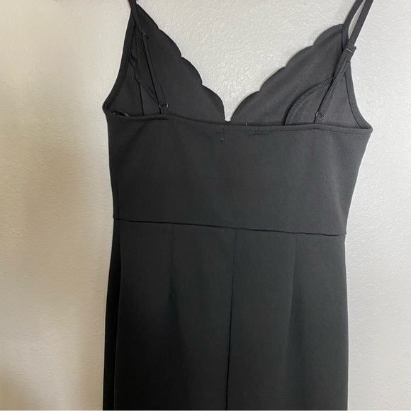 SOCIALITE Black Scallop Trim Bodycon Dress Size Small - Picture 3 of 9